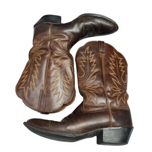 Ariat Cowgirl Western Boots Womens US Size 10B Brown Almond Toe Mid Calf Pull On